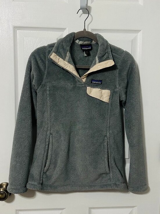Patagonia Tops - Patagonia Retool Pullover Fleece, Grey with Cream accents, Size Small